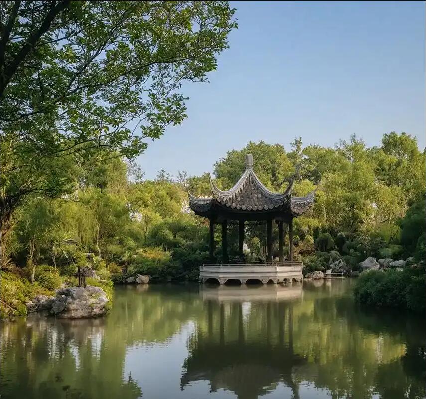 秀峰区洒脱餐饮有限公司